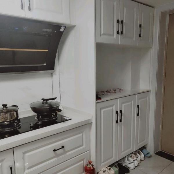 努力工作買下30㎡公寓，裝修比不上樣板間，但是卻很溫馨，超讚