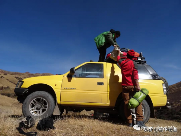 02:初探印證猜想，高程4千多米處確有20多公里長丹霞景觀