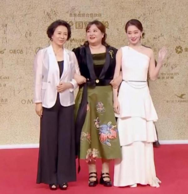 從賈玲到宋丹丹，為啥成為喜劇演員後，她們的顏值會直線下滑？