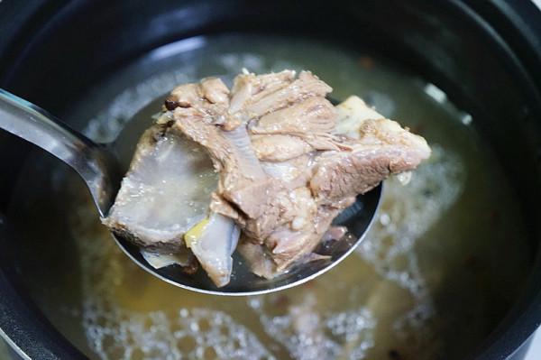 天寒地凍吃口熱的,這五道簡單燉菜,暖身心滋養脾胃,家常又好吃 天寒地凍吃口熱的,這五道簡單燉菜,暖身心滋養脾胃,家常又好吃