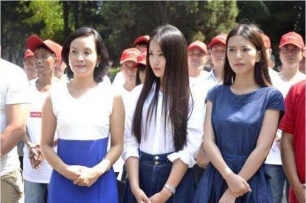 橫店20萬群演狼狽現狀:90%高中沒畢業,美女光棍遍地,月入三千 橫店20萬群演狼狽現狀:90%高中沒畢業,美女光棍遍地,月入三千