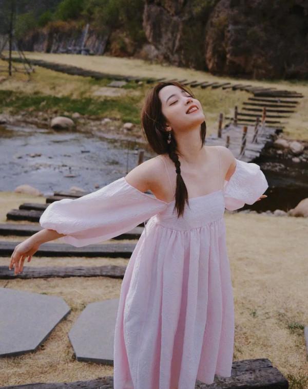 剪短髮後的歐陽娜娜，百變造型又美出圈