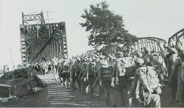 1950年，國軍戰犯們聽說長津湖戰役後，為什麼各個淚目紛紛請戰？