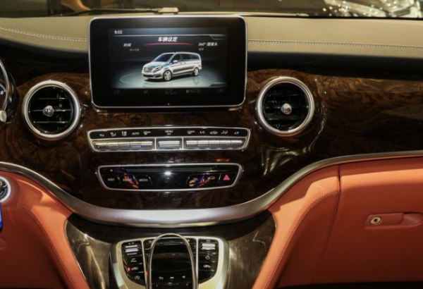 家用車的天花板,車馳V-Class圖拉真,搭載2.0T+7AT動力系統 家用車的天花板,車馳V-Class圖拉真,搭載2.0T+7AT動力系統