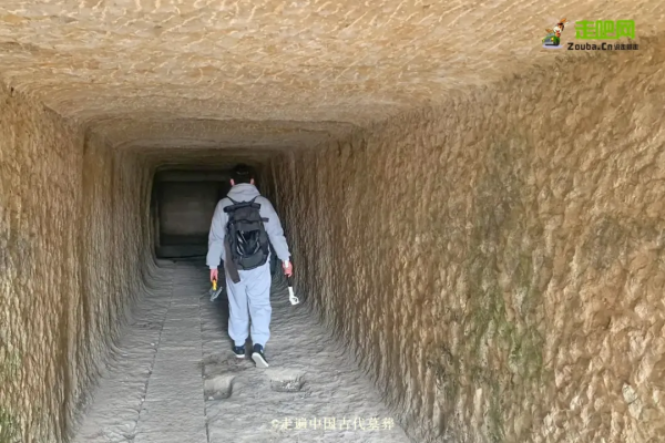 25歲小夥痴迷古代墓葬，1年探訪80多座，立志走遍中國古墓