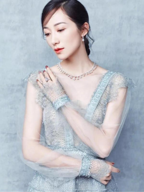 比張雨綺還狂的珠寶狂魔！來看看韓雪的過億珠寶收藏