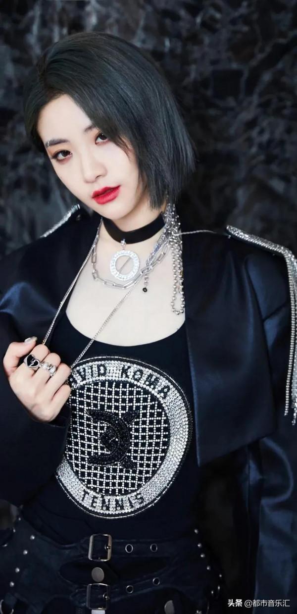 明星高畫質美圖《喻言》