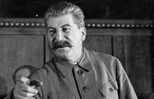 林育英：林彪堂兄弟，毛主席一生只為他一人抬棺下葬，45歲去世