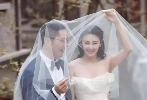 頂流女明星卻遇上“假富豪”：有人依舊在幫夫還債，有人被騙千萬