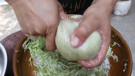 冬至大如年，這5種餃子餡別錯過，好吃又營養，福氣滾滾來