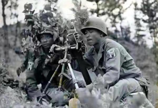 被志願軍20分鐘打崩潰的荷蘭,60年未公佈傷亡,直到2013年才公佈 被志願軍20分鐘打崩潰的荷蘭,60年未公佈傷亡,直到2013年才公佈