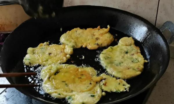 麵粉和雞蛋這樣做，超級好吃，不用揉麵，不粘手