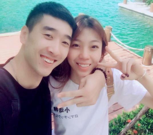 喜訊!女排副攻名將國慶舉辦婚禮,江蘇隊2大美女現身當伴娘 喜訊!女排副攻名將國慶舉辦婚禮,江蘇隊2大美女現身當伴娘