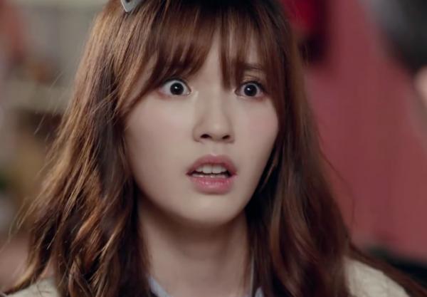 拿高片酬演戲，只會乾瞪眼的塑膠女演員，楊穎在榜上一點也不意外