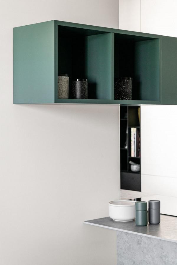 這位男業主的小公寓，裝修簡約大方，一進門就被吸引住了