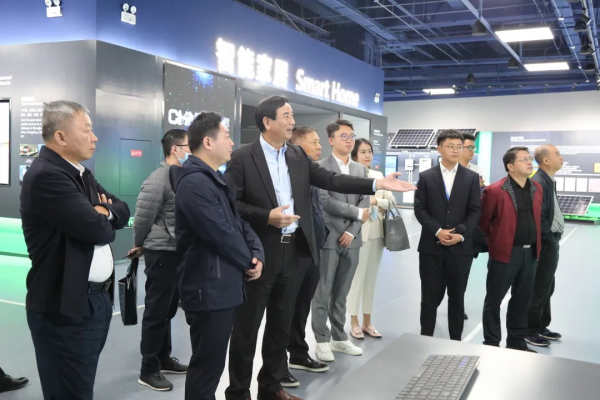 海南旅投黨委書記、董事長陳鐵軍一行到訪正泰 海南旅投黨委書記、董事長陳鐵軍一行到訪正泰