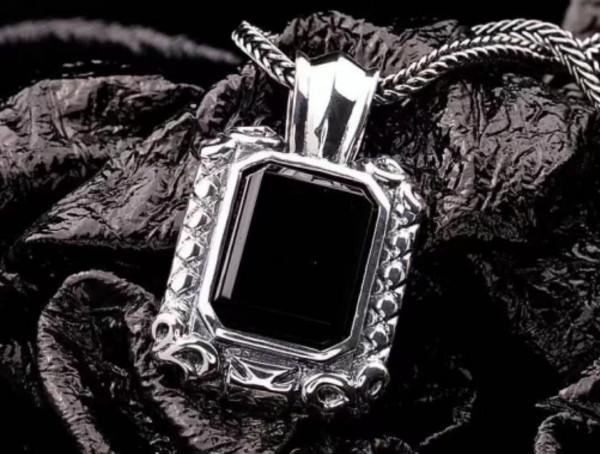 「10大黑暗文玩」你知道都有哪些嗎？雖然有點黑，但一樣受歡迎