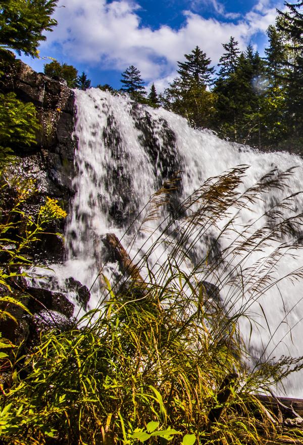 美輪美奐的長白山錦江大峽谷
