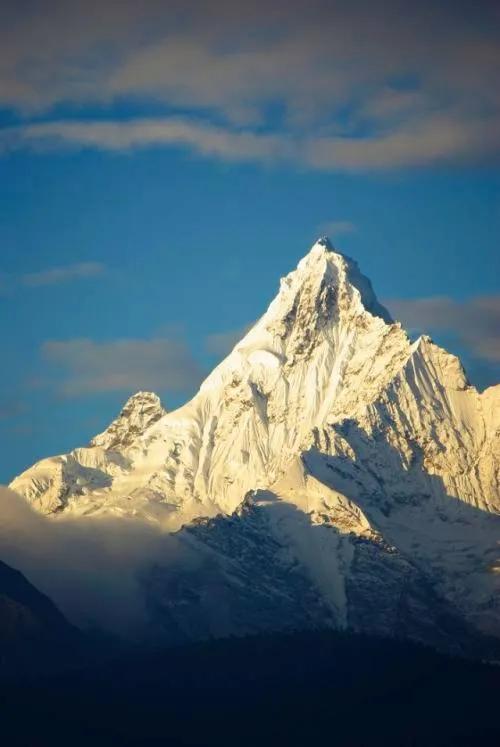 百年一遇日照金山 百年一遇日照金山