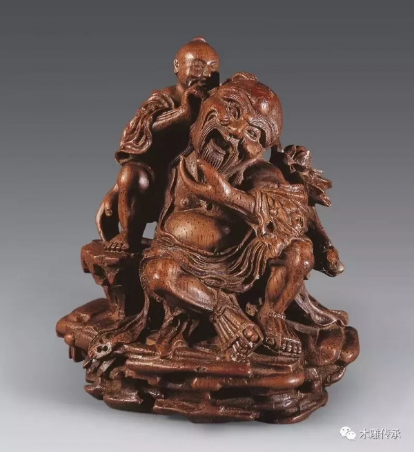 包漿後的竹雕,像極了天外來物 包漿後的竹雕,像極了天外來物