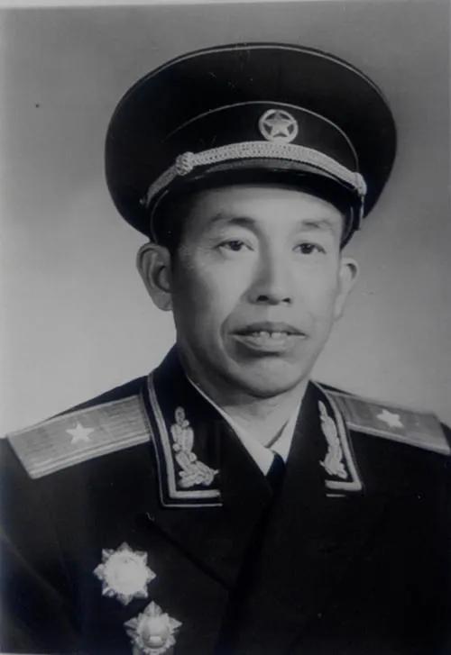 晉綏革命根據地名人（329）——大青山騎兵4支隊支隊長黃厚