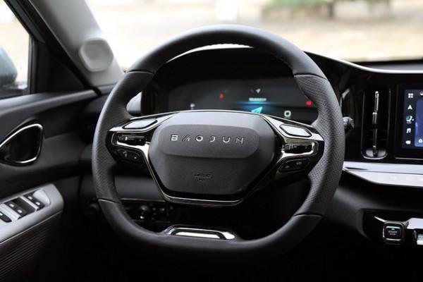 體驗寶駿Valli後我好想做回年輕人 想要的一切它都有了