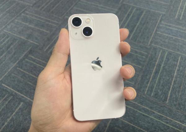 iphone13 mini體驗，優缺點明顯，兩全不能其美