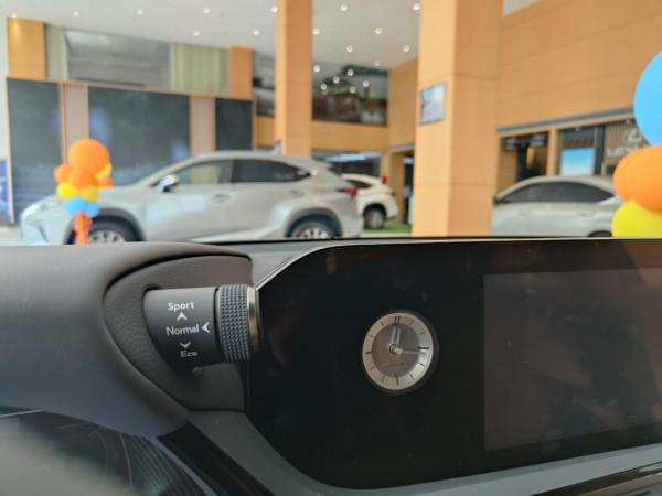 當回雷克薩斯客戶,花30萬買臺ES是什麼體驗 當回雷克薩斯客戶,花30萬買臺ES是什麼體驗