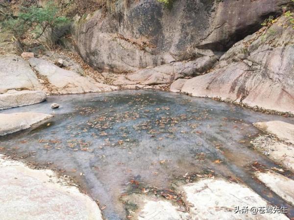 戲水玩沙、溜冰、探尋紅石。免費休閒遊玩好去處-魯山紅河谷 戲水玩沙、溜冰、探尋紅石。免費休閒遊玩好去處-魯山紅河谷
