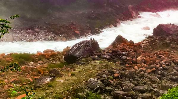 自駕西藏，路過仙境般紅石灘和翻越4298米高的折多山感受分享