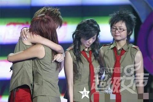 “人前姐妹花,人後白蓮花”,老死不相往來的8位女星 “人前姐妹花,人後白蓮花”,老死不相往來的8位女星