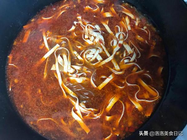 冬天就饞這菜，4種食材煮一鍋，麻辣鮮香，香辣開胃，太過癮了