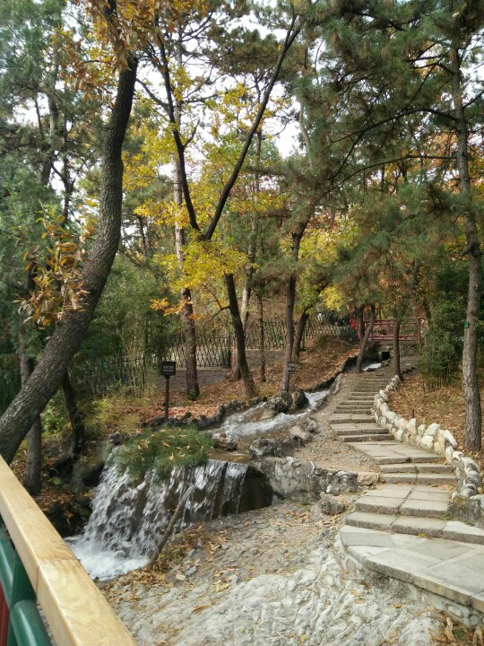 北京周邊遊，懷柔紅螺寺、聖泉山、響水湖，週末小假期都可行