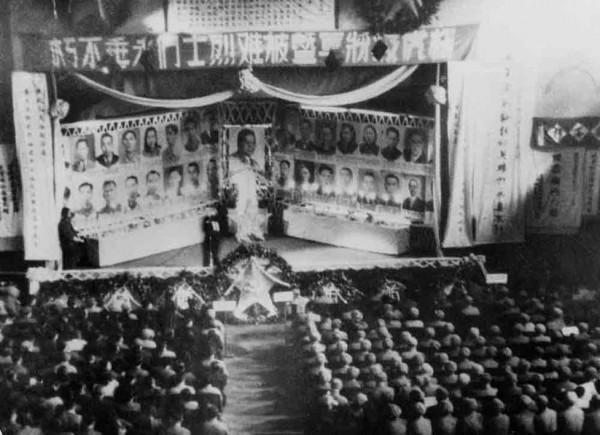 1949年，重慶商販街頭撿個小孩，看報紙才知道是渣滓洞倖存者