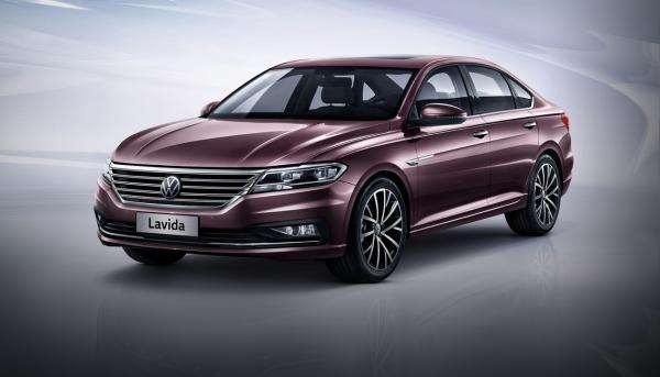 別克英朗VS大眾朗逸，十萬出頭預算選誰好？