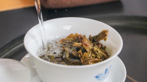 中國vs印度!200萬噸茶葉躺在倉庫,中國卻要從印度進口2億茶葉 中國vs印度!200萬噸茶葉躺在倉庫,中國卻要從印度進口2億茶葉