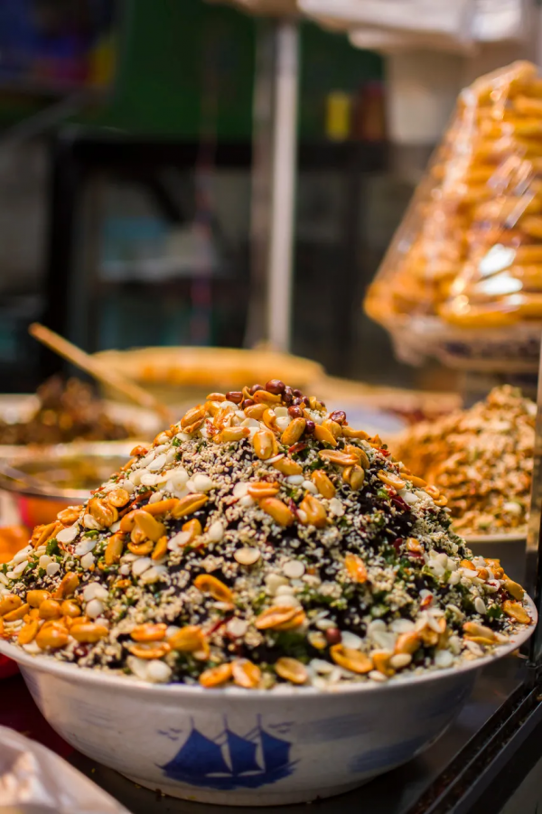 國內“專坑遊客”的10大美食街，你去過幾個？