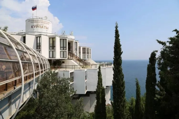 迷人而詭異的蘇聯養老院