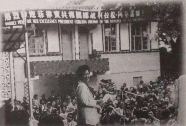 世界首位華人女總統,過年多次回福建祭祖,鄧老:“我們認親了” 世界首位華人女總統,過年多次回福建祭祖,鄧老:“我們認親了”