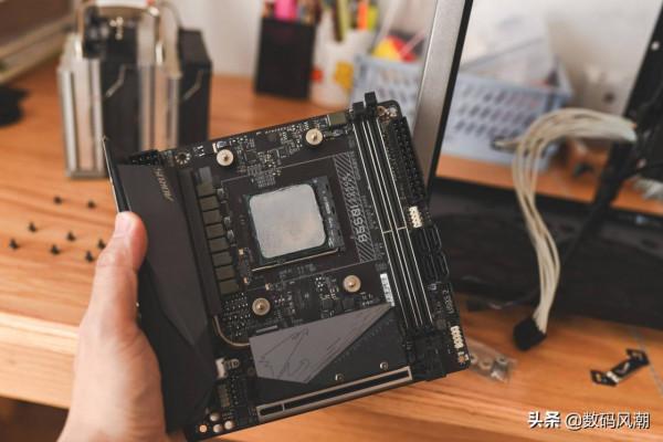 主打價效比還賣300？九州風神AK620實力證明風冷也能幹趴水冷