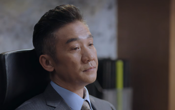 《突圍》疑似換臉鏡頭被發現,換成一位國家一級演員,撞臉汪小菲 《突圍》疑似換臉鏡頭被發現,換成一位國家一級演員,撞臉汪小菲