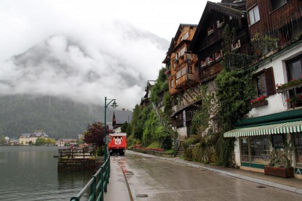 被譽為世界最美的小鎮哈爾斯塔特（奧）.阿爾卑斯八景之八