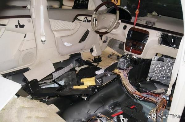 一臺被終止檢測的賓士C，幾乎全車原車漆，買方卻要求退車