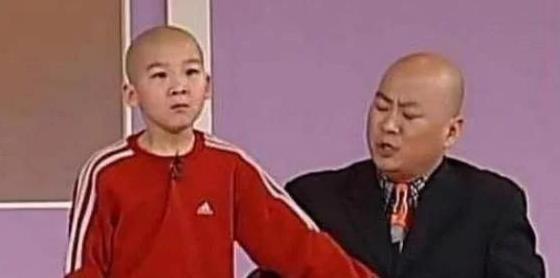 侯高俊傑：9歲搭檔周杰倫上春晚，為成名父母賣房，他現狀如何？