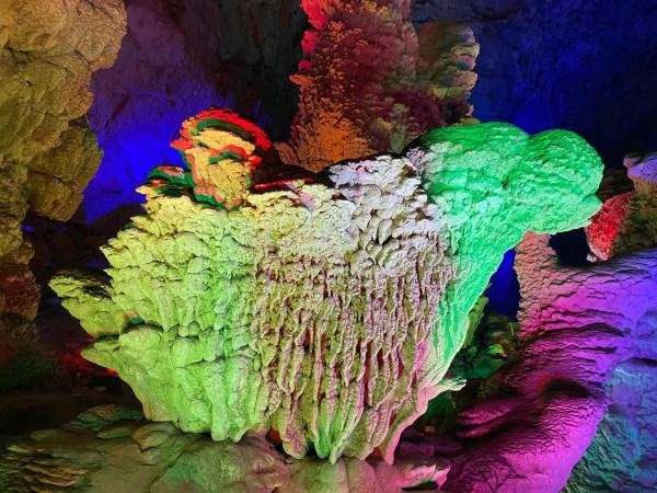 廣西巴馬百魔洞