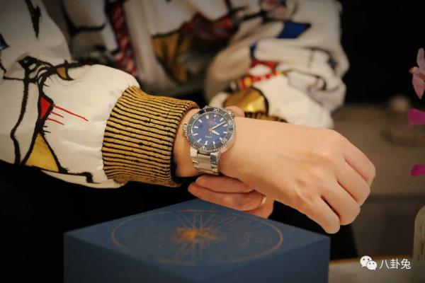 老外做的孫悟空手錶，翻車了嗎？