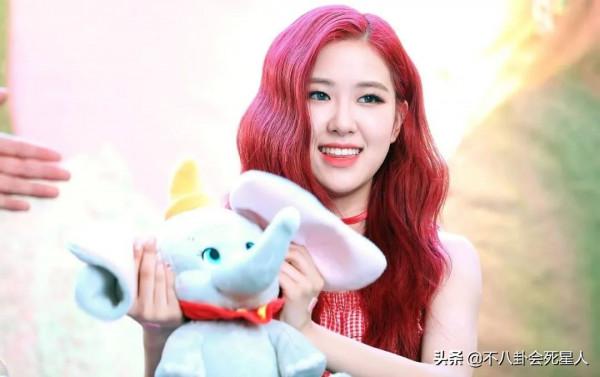 韓國女星離開濾鏡，滿面油光、臉部腫脹，她們才是真正的“照騙”