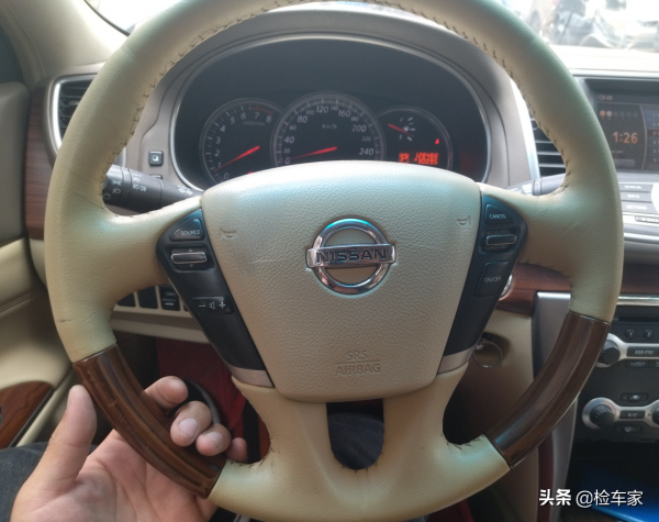 5萬的日產天籟公爵沒人要！看到維保記錄買家驚呆了：這誰敢要？