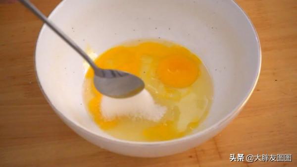 沒乳酪,沒烤箱,不到10塊錢做一整個提拉米蘇,在家實現甜品自由 沒乳酪,沒烤箱,不到10塊錢做一整個提拉米蘇,在家實現甜品自由