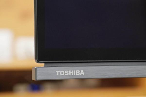 音質更好的OLED電視 &vert; 東芝火箭炮X8900KF使用評測